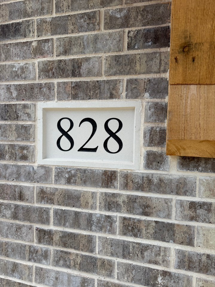828 Elmstead Drive Fort Worth TX 76108