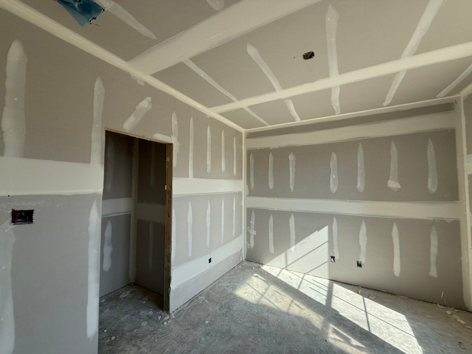 828 Elmstead Drive Fort Worth TX 76108