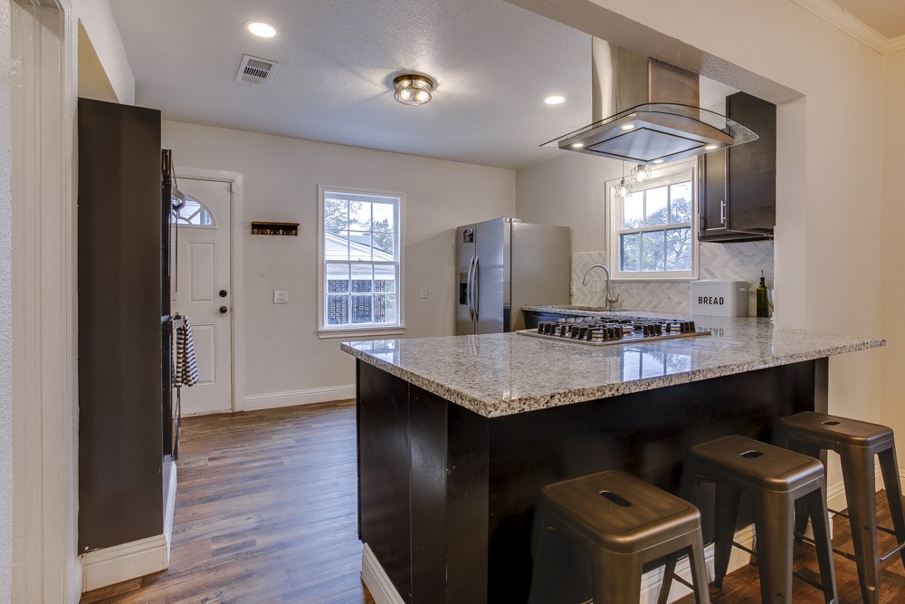 326 Vermont Avenue Dallas TX 75216