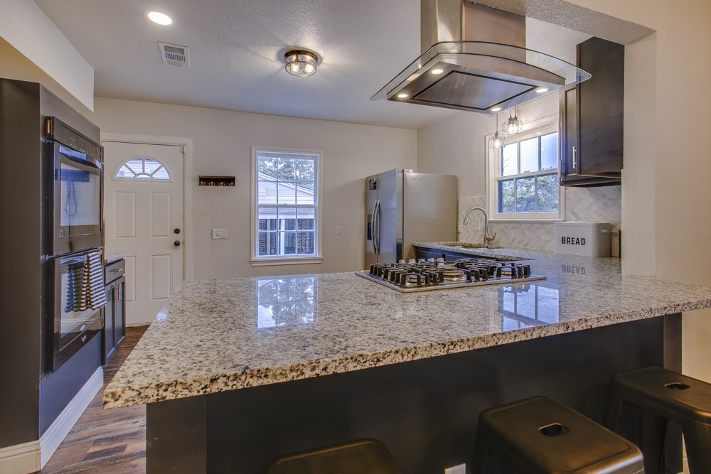 326 Vermont Avenue Dallas TX 75216