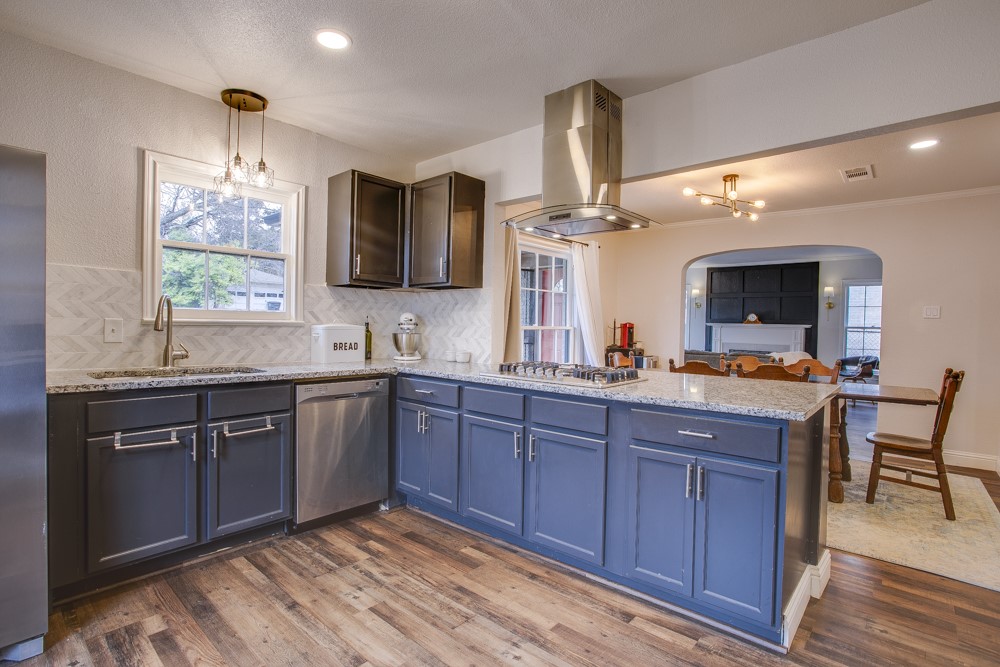 326 Vermont Avenue Dallas TX 75216