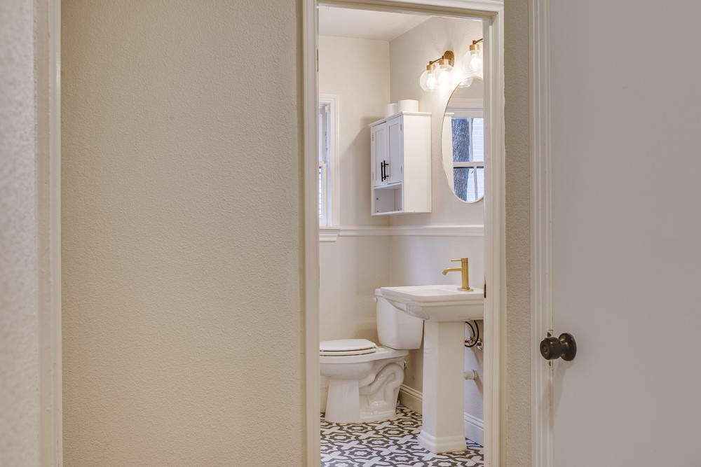 326 Vermont Avenue Dallas TX 75216