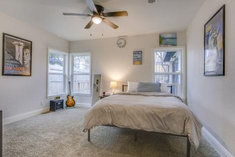 326 Vermont Avenue Dallas TX 75216