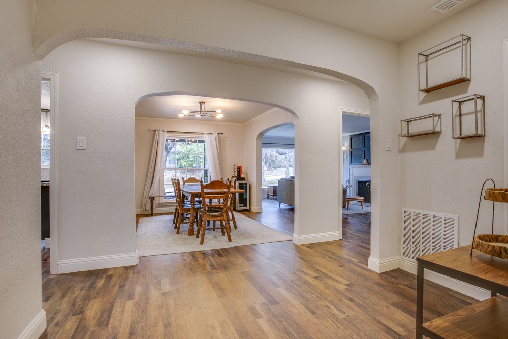326 Vermont Avenue Dallas TX 75216