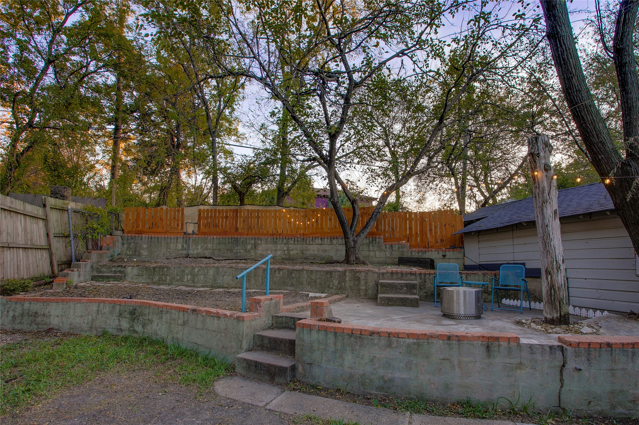 326 Vermont Avenue Dallas TX 75216