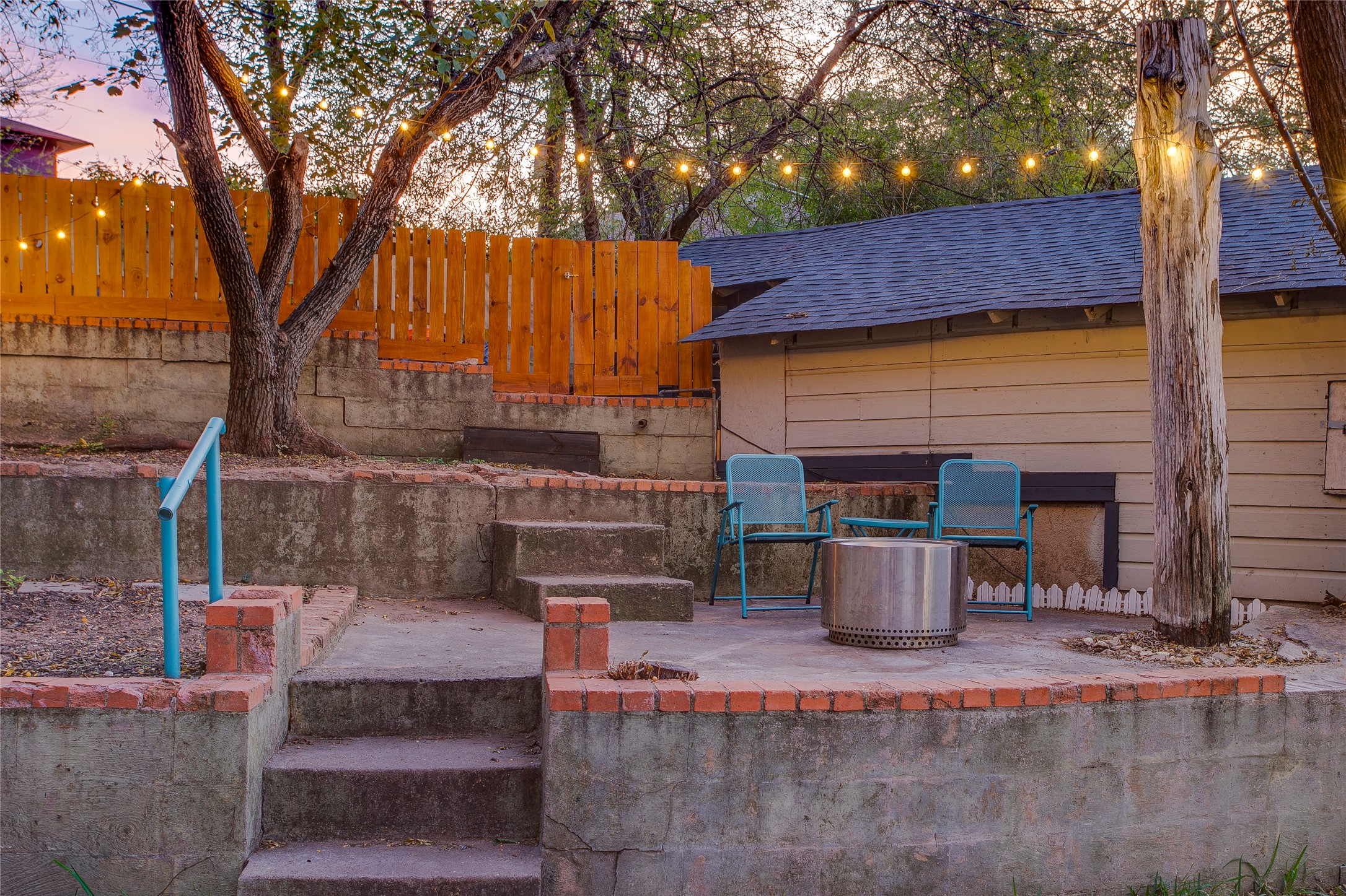 326 Vermont Avenue Dallas TX 75216