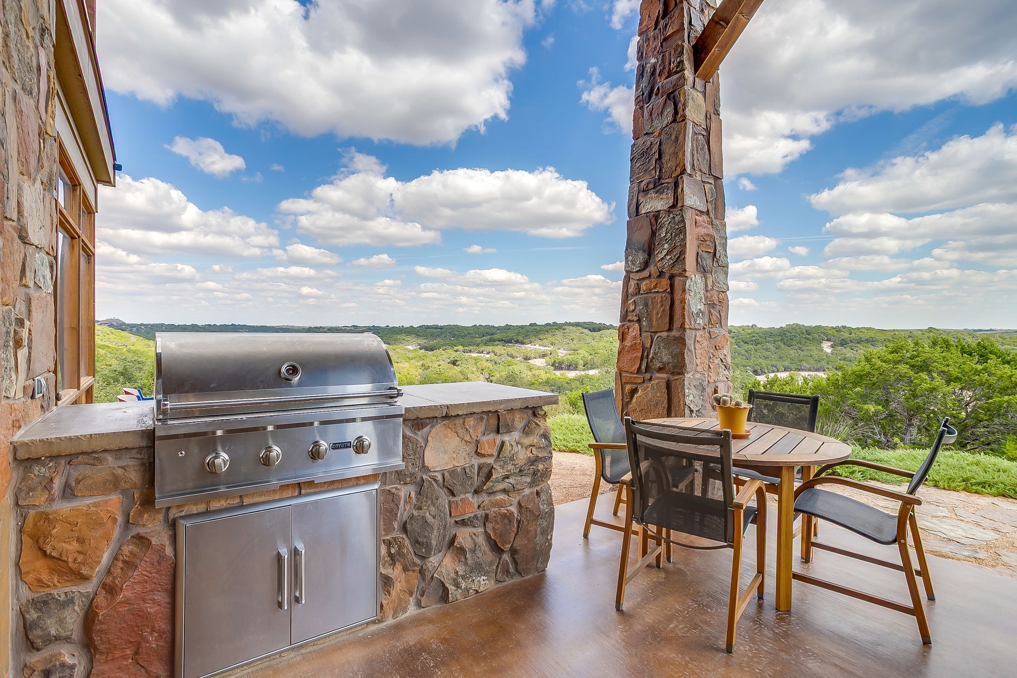 8225 Scotscraig Court Cleburne TX 76033