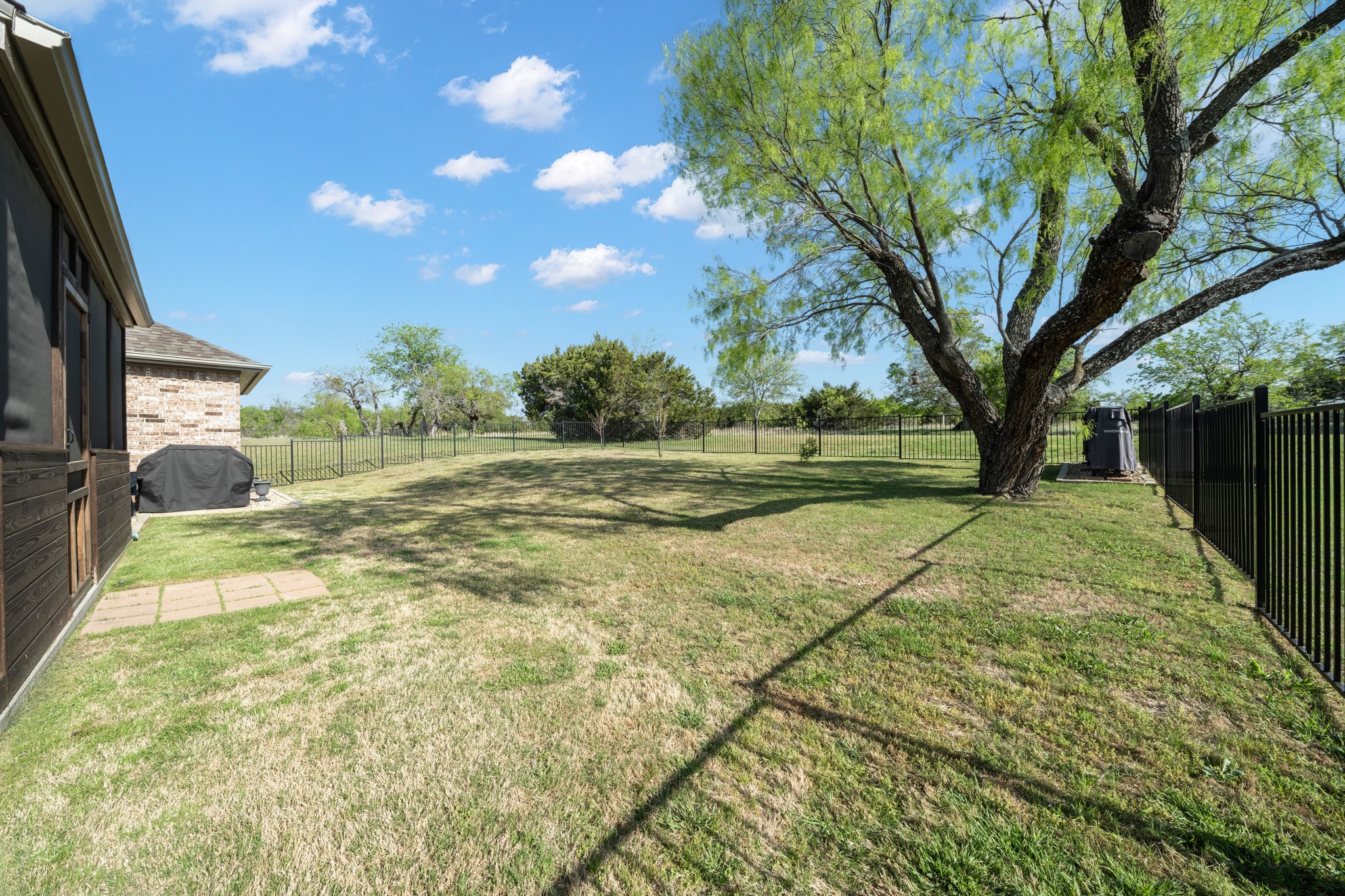 19126 White Bluff Drive Whitney TX 76692