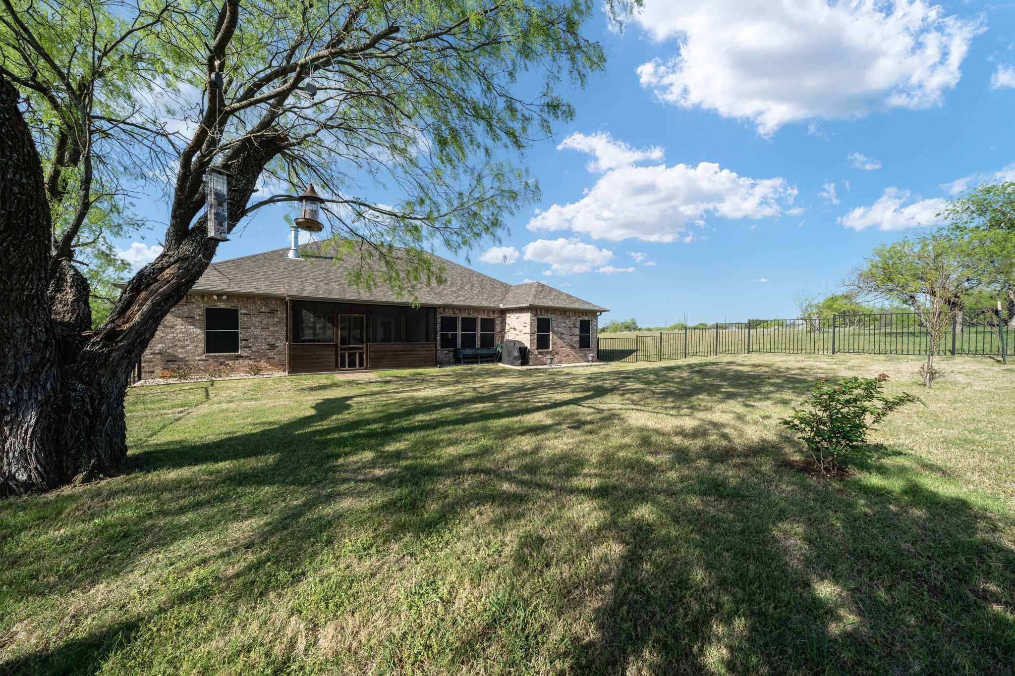 19126 White Bluff Drive Whitney TX 76692