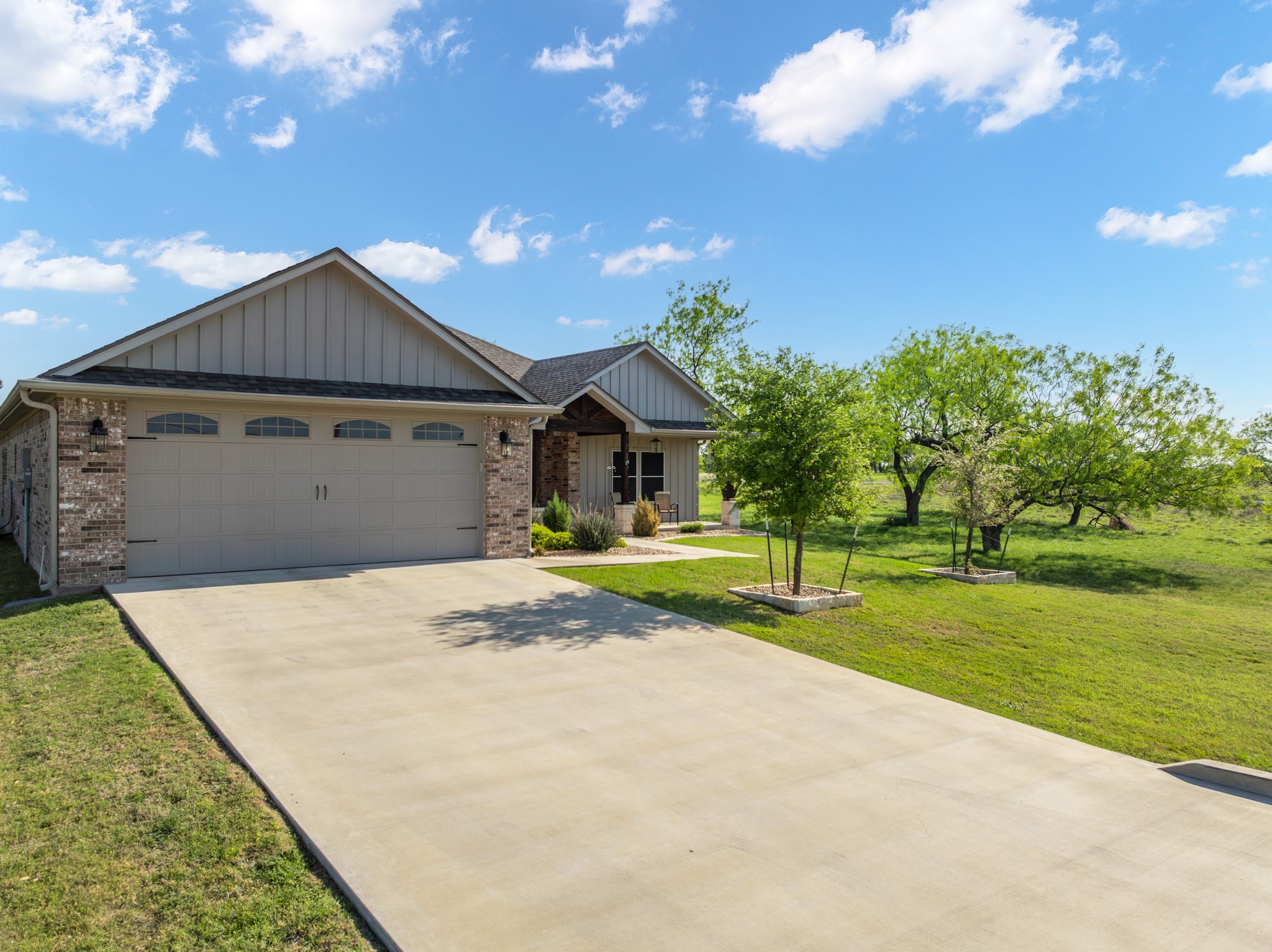 19126 White Bluff Drive Whitney TX 76692