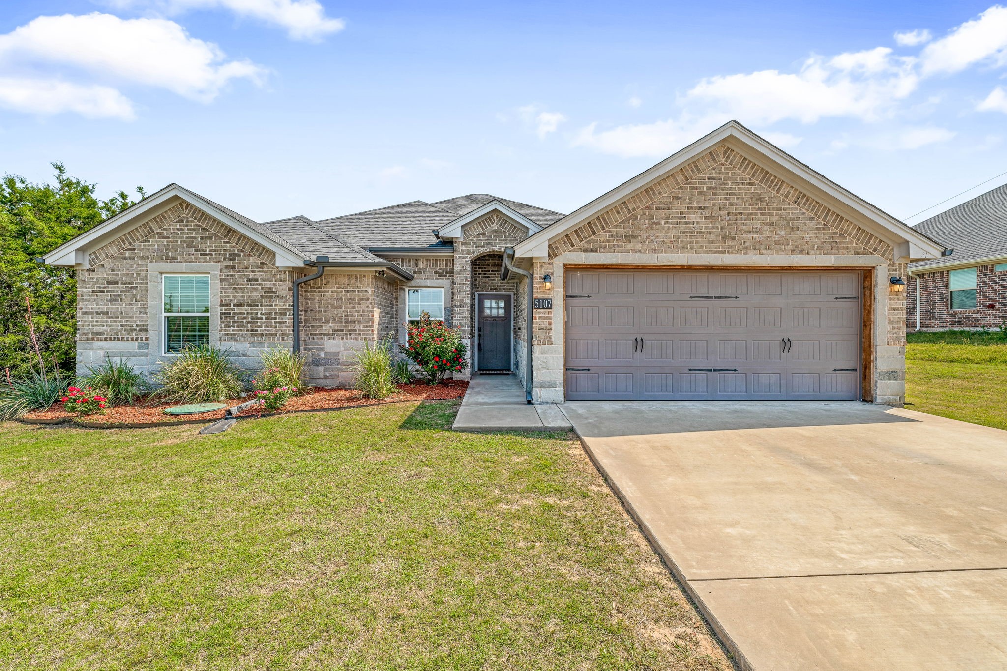 5107 Terlingua Drive Granbury TX 76048