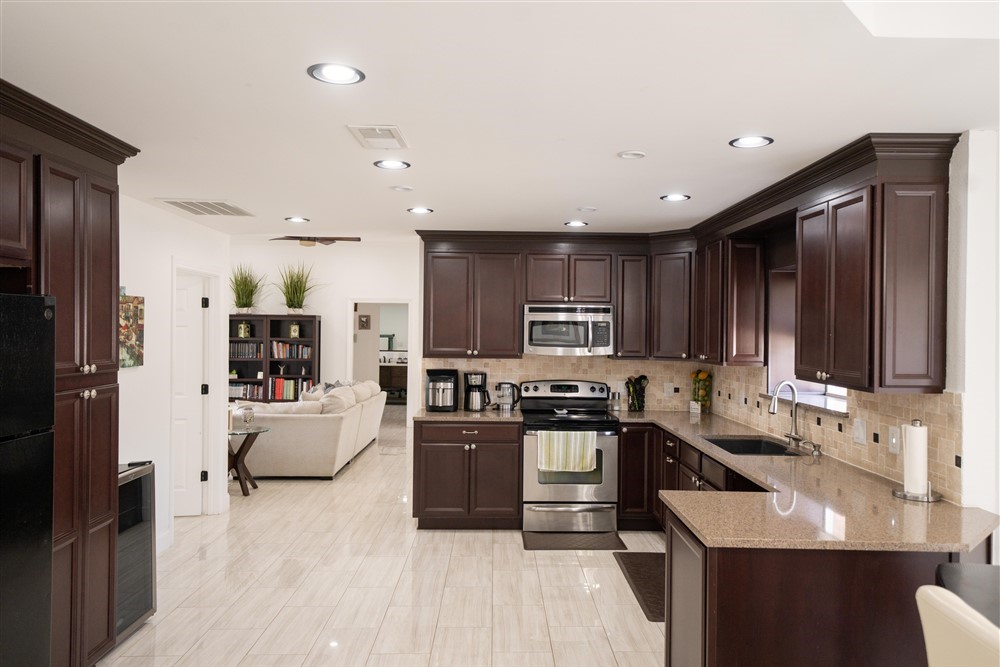 3612 Country Vista Drive Burleson TX 76028