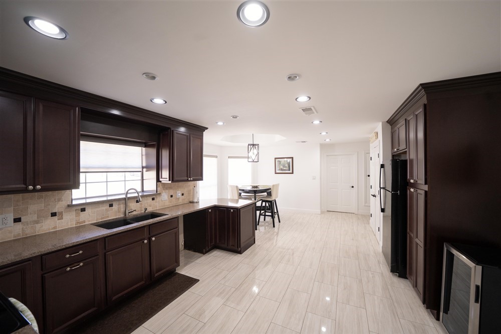 3612 Country Vista Drive Burleson TX 76028
