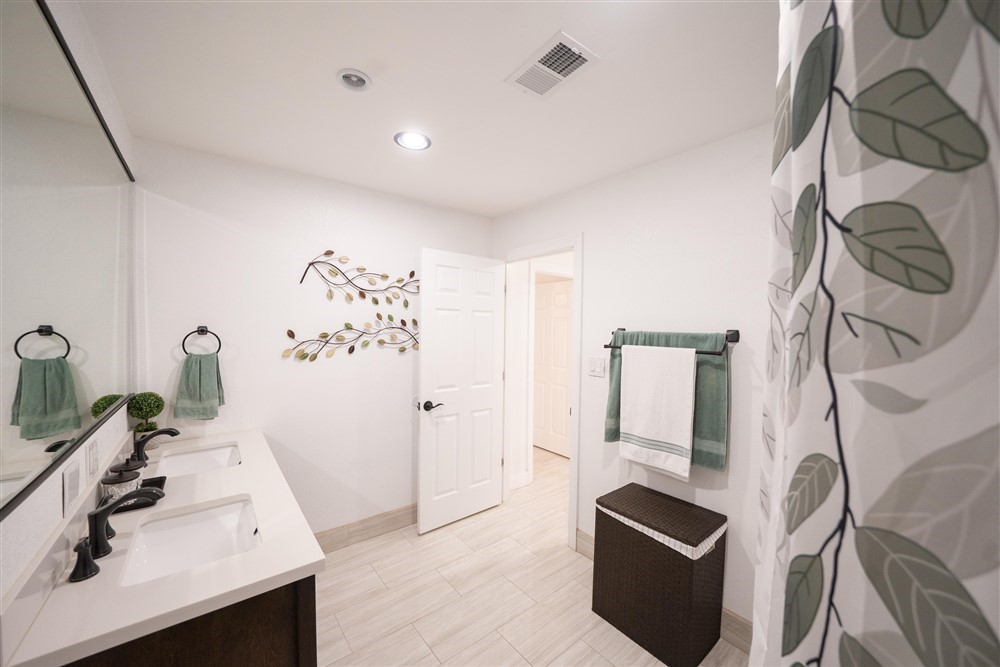 3612 Country Vista Drive Burleson TX 76028