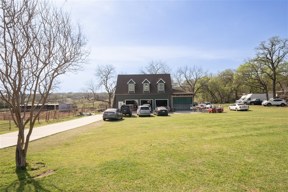 3612 Country Vista Drive Burleson TX 76028