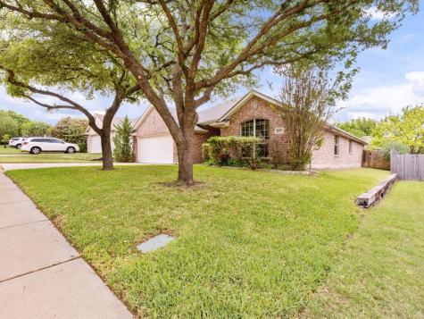 10509 Stonehill Drive Benbrook TX 76126