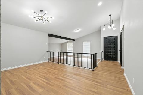 2801 Ashglen Drive Garland TX 75043