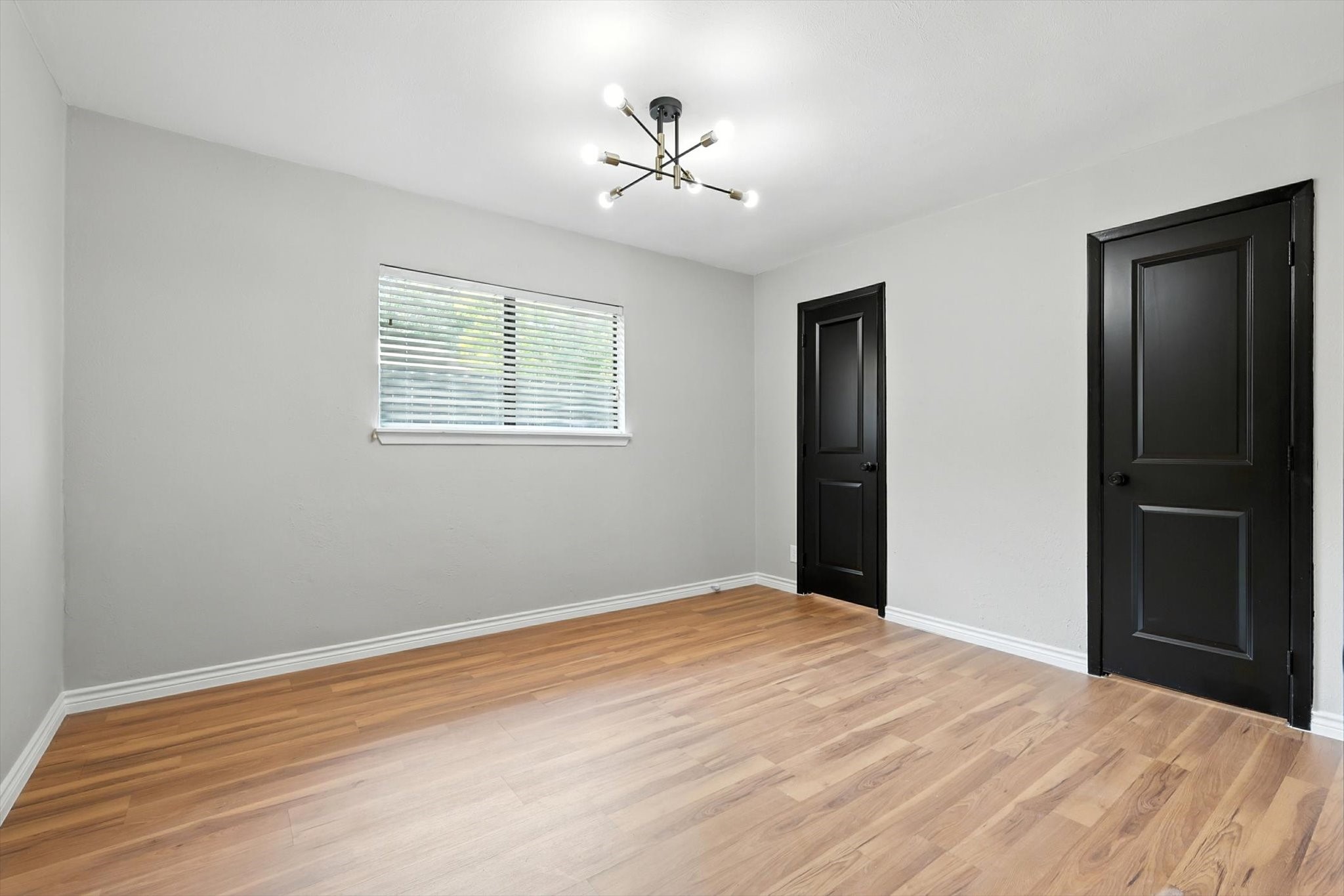 2801 Ashglen Drive Garland TX 75043