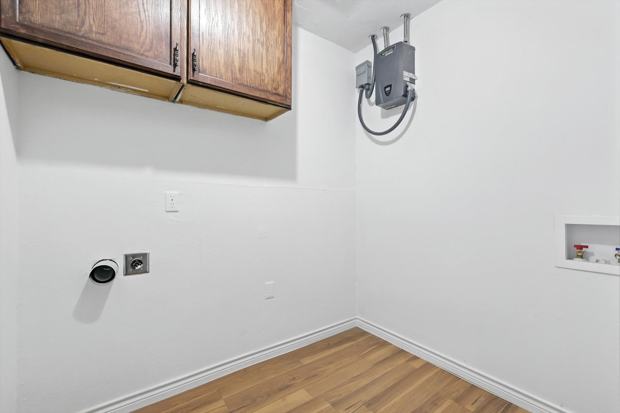 2801 Ashglen Drive Garland TX 75043