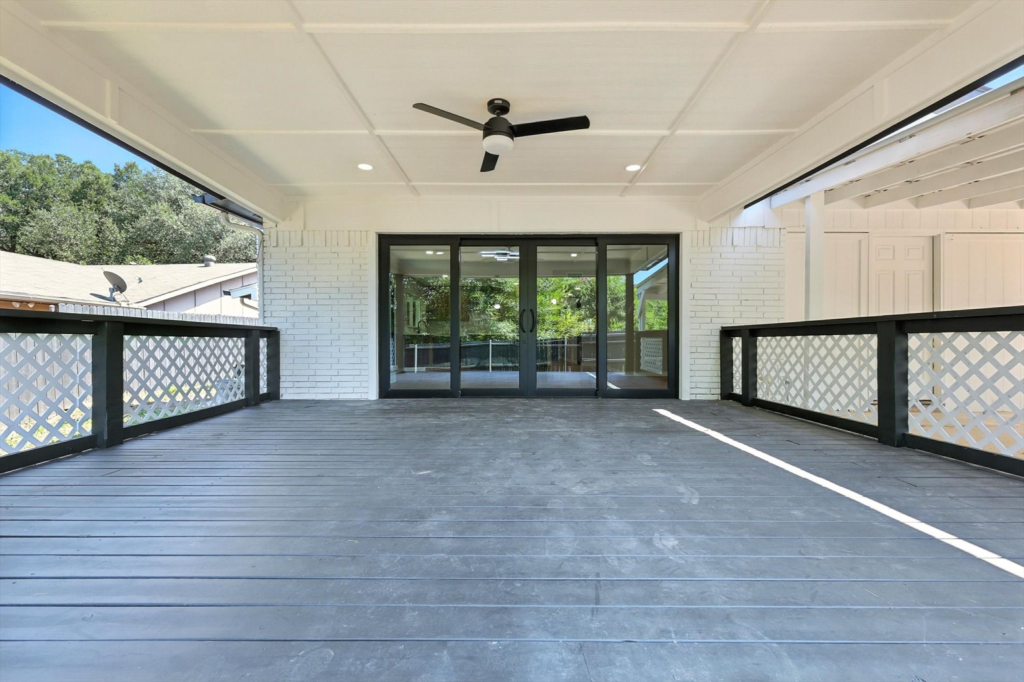2801 Ashglen Drive Garland TX 75043