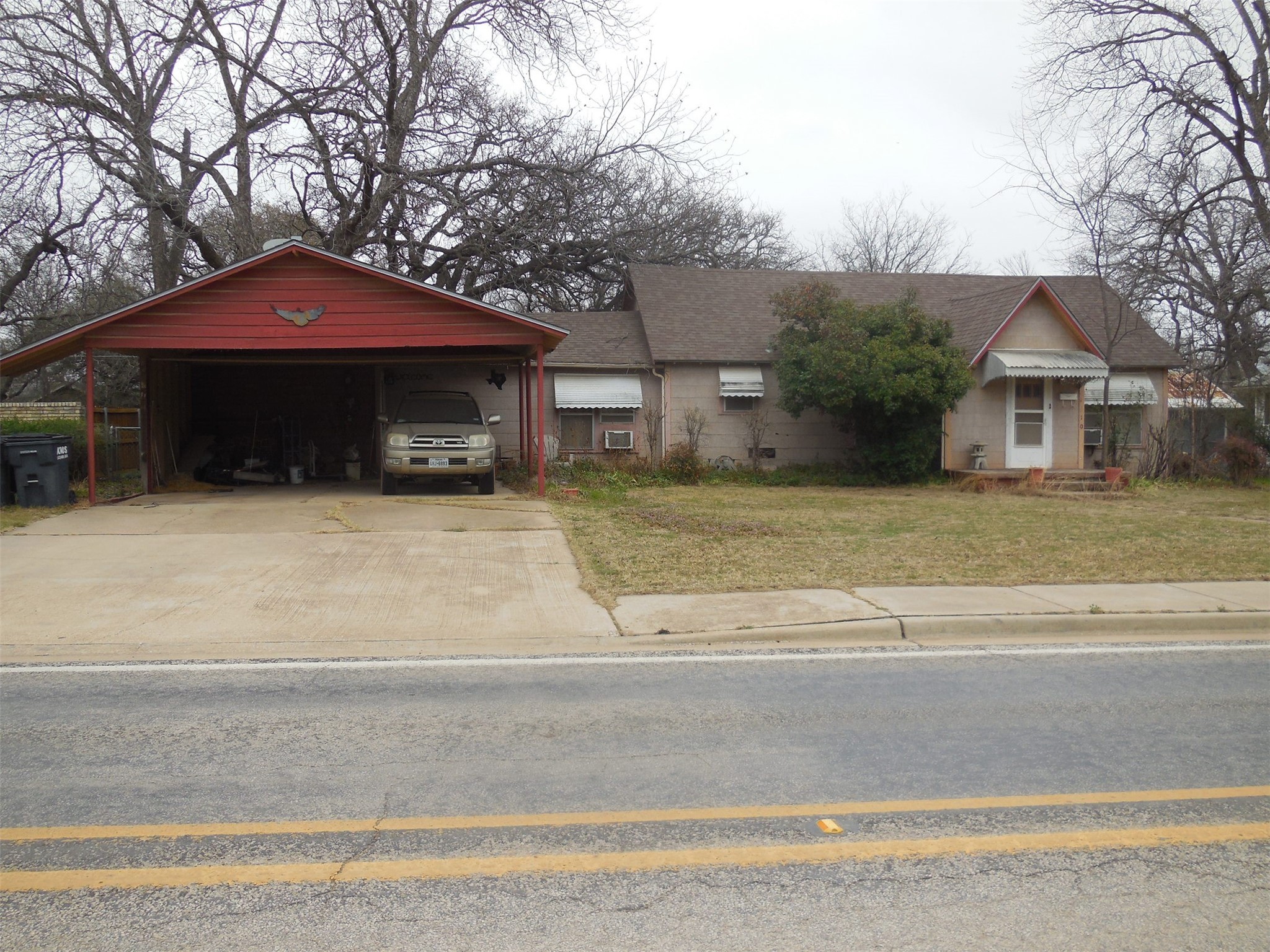 610 W Main Street Ranger TX 76470