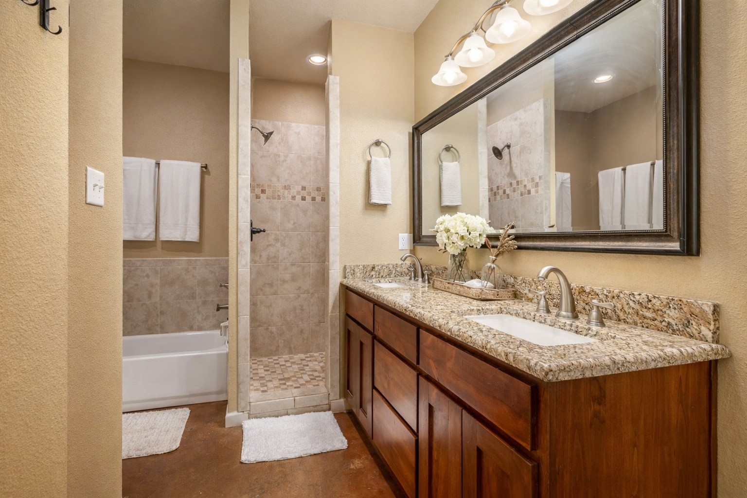 4181 County Road 2206 Greenville TX 75402
