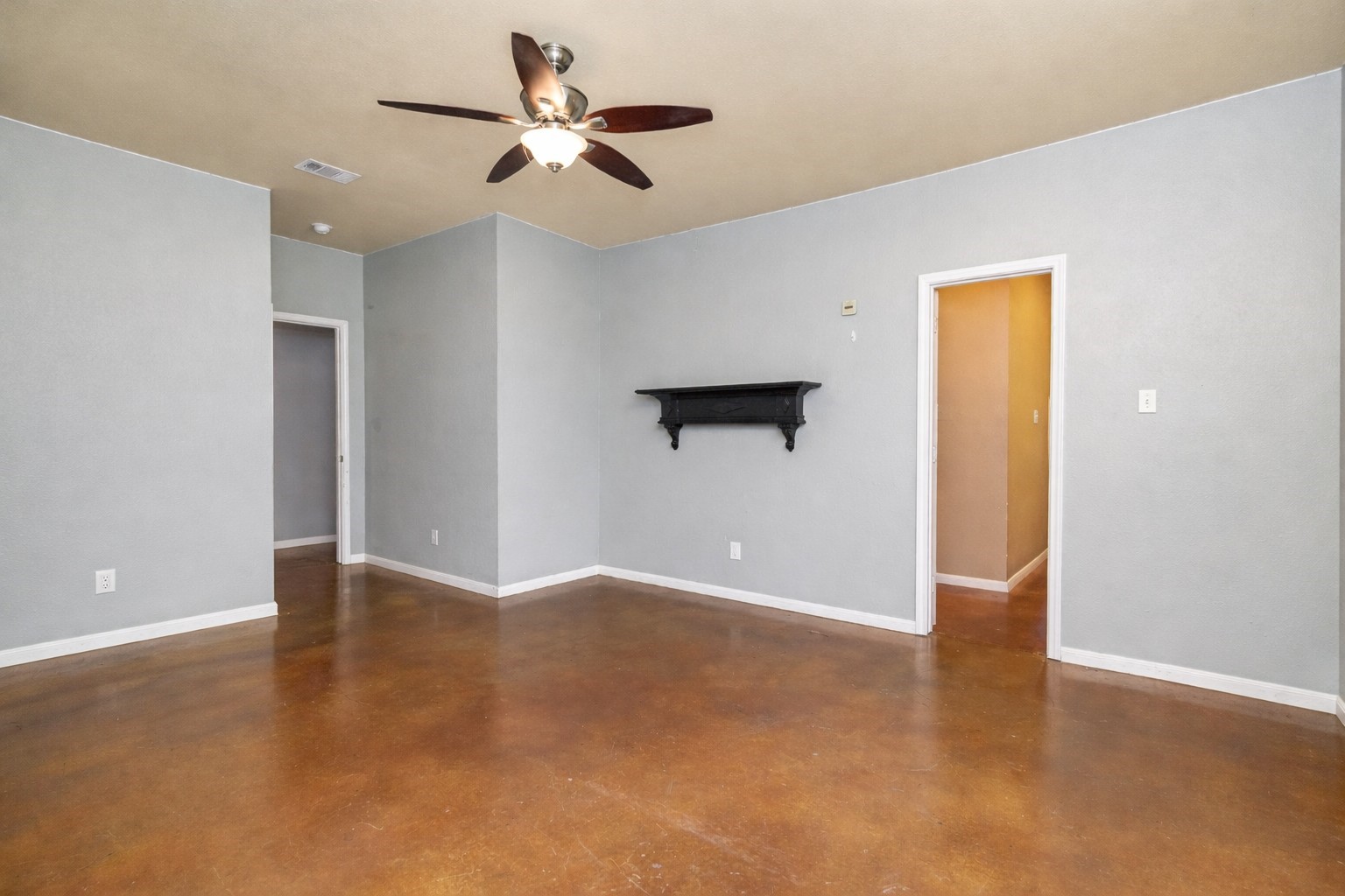4181 County Road 2206 Greenville TX 75402