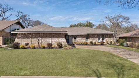 4715 Oak Valley Drive Arlington TX 76016