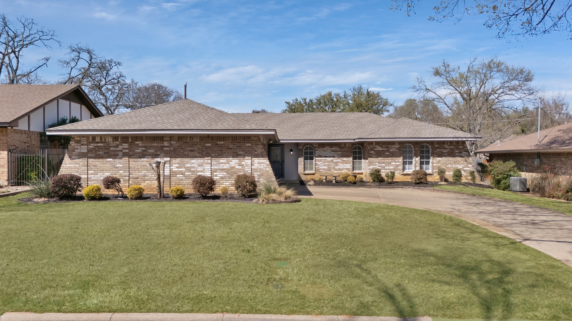 4715 Oak Valley Drive Arlington TX 76016