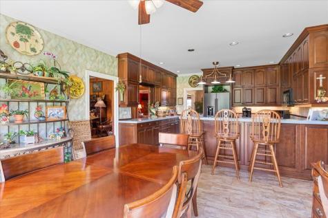 502 County Road 42520 Paris TX 75462
