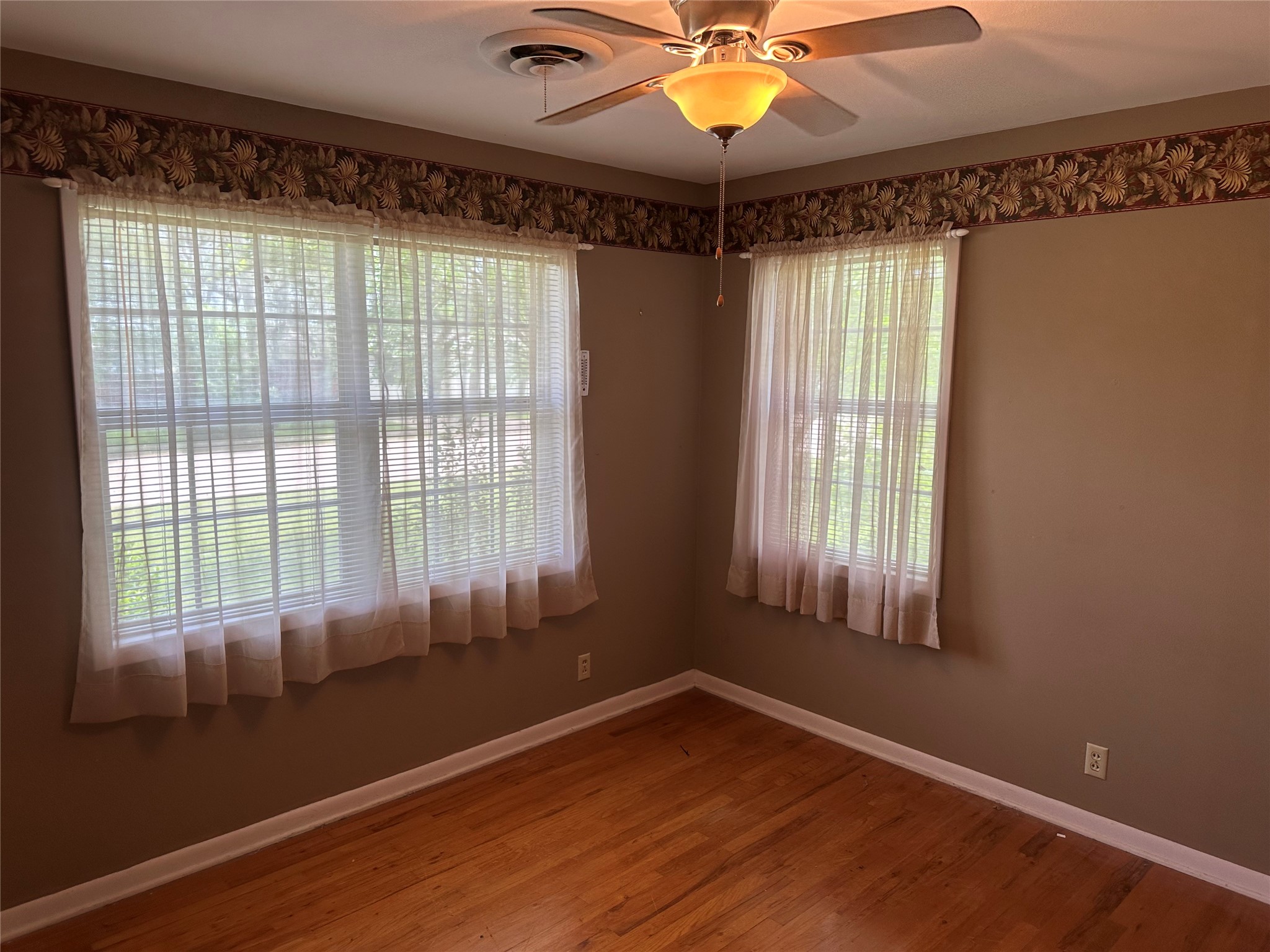 406 S Williams Street Hamilton TX 76531
