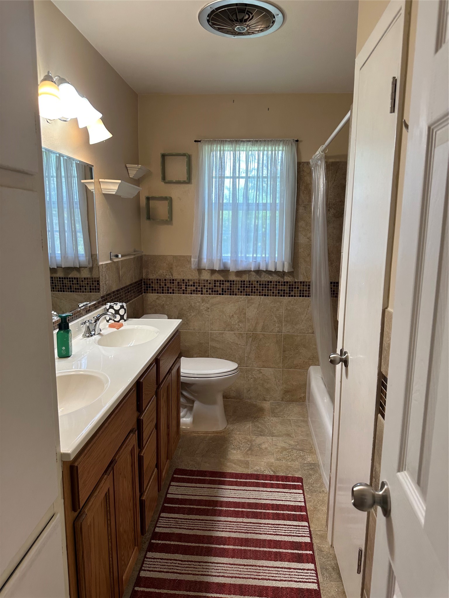 406 S Williams Street Hamilton TX 76531