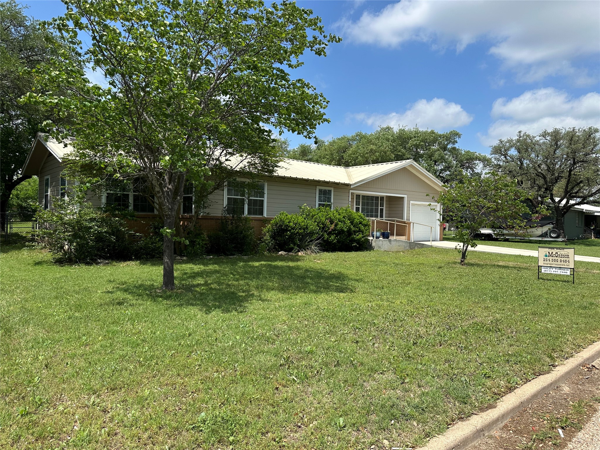 406 S Williams Street Hamilton TX 76531