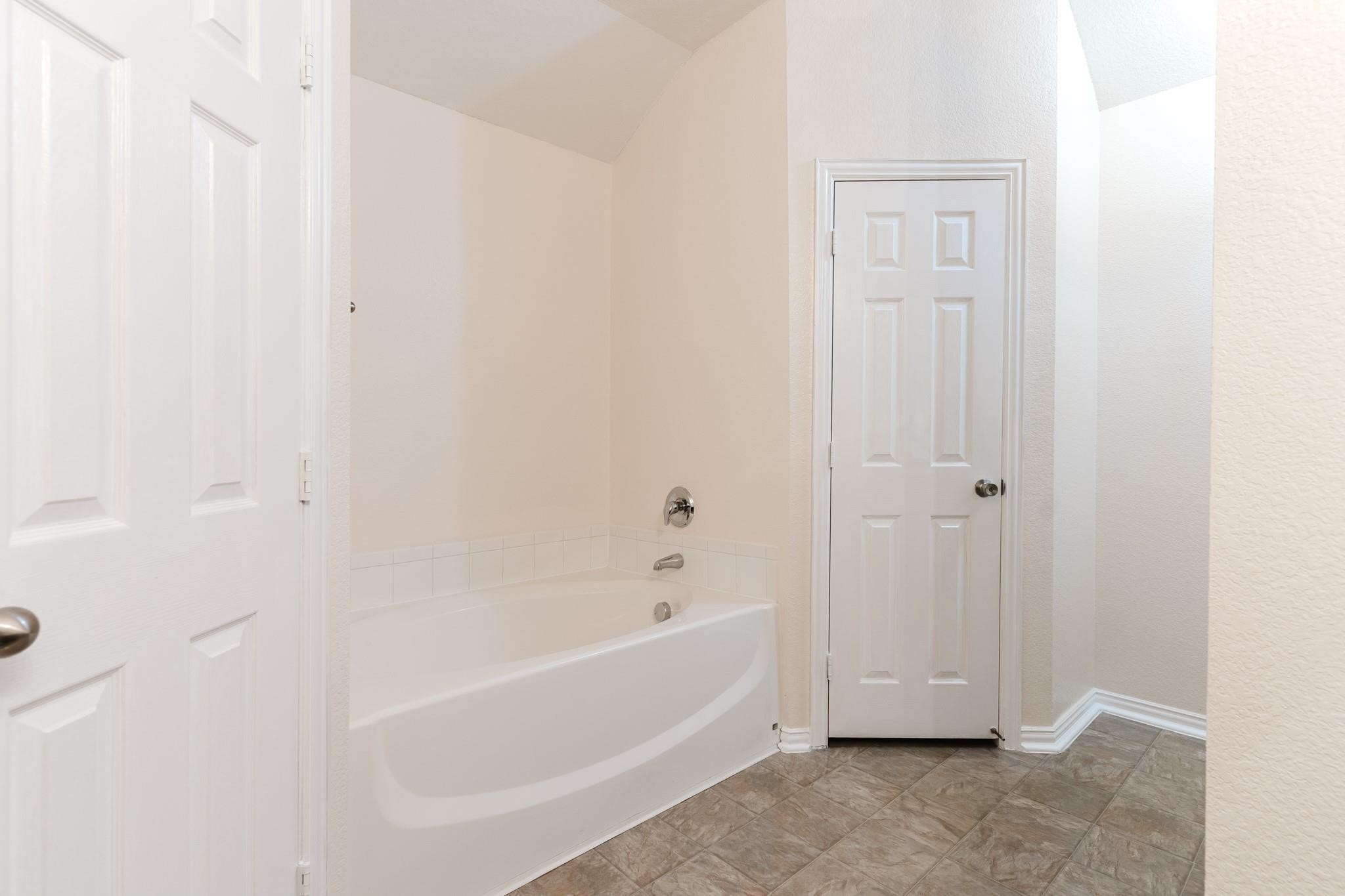 3414 Mojave Drive Dallas TX 75241