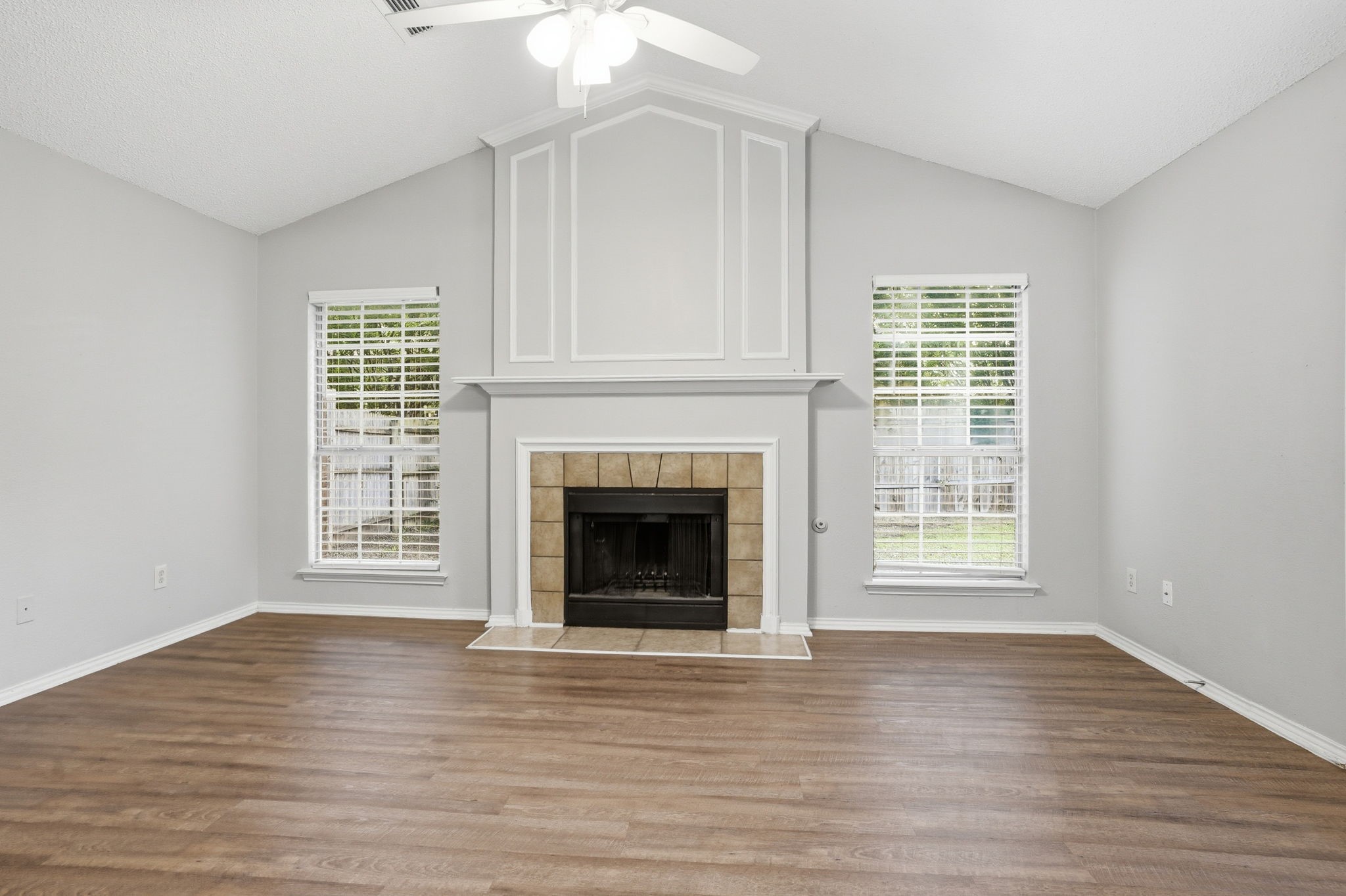 5316 Signal Peak Drive Arlington TX 76017