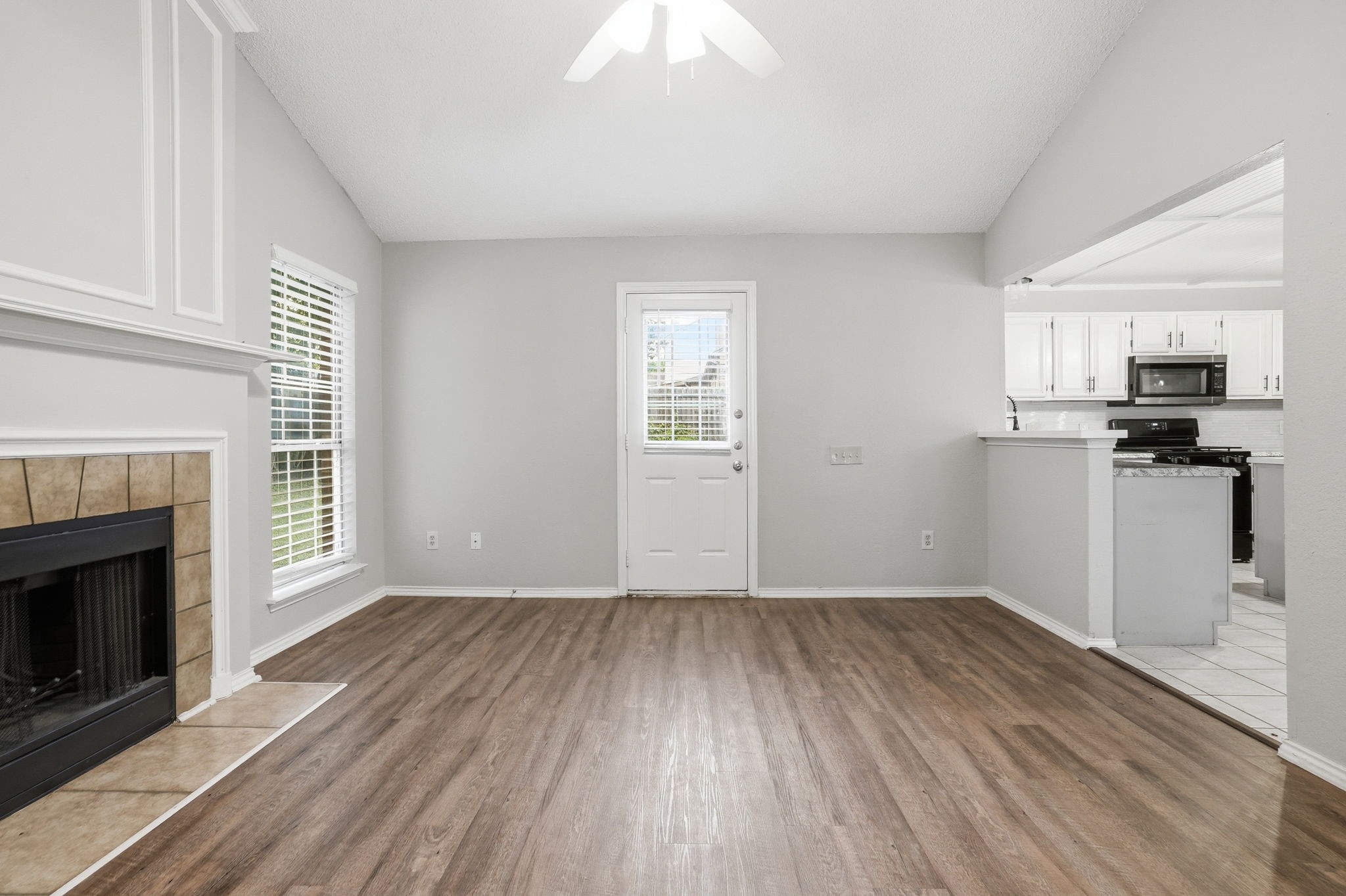 5316 Signal Peak Drive Arlington TX 76017