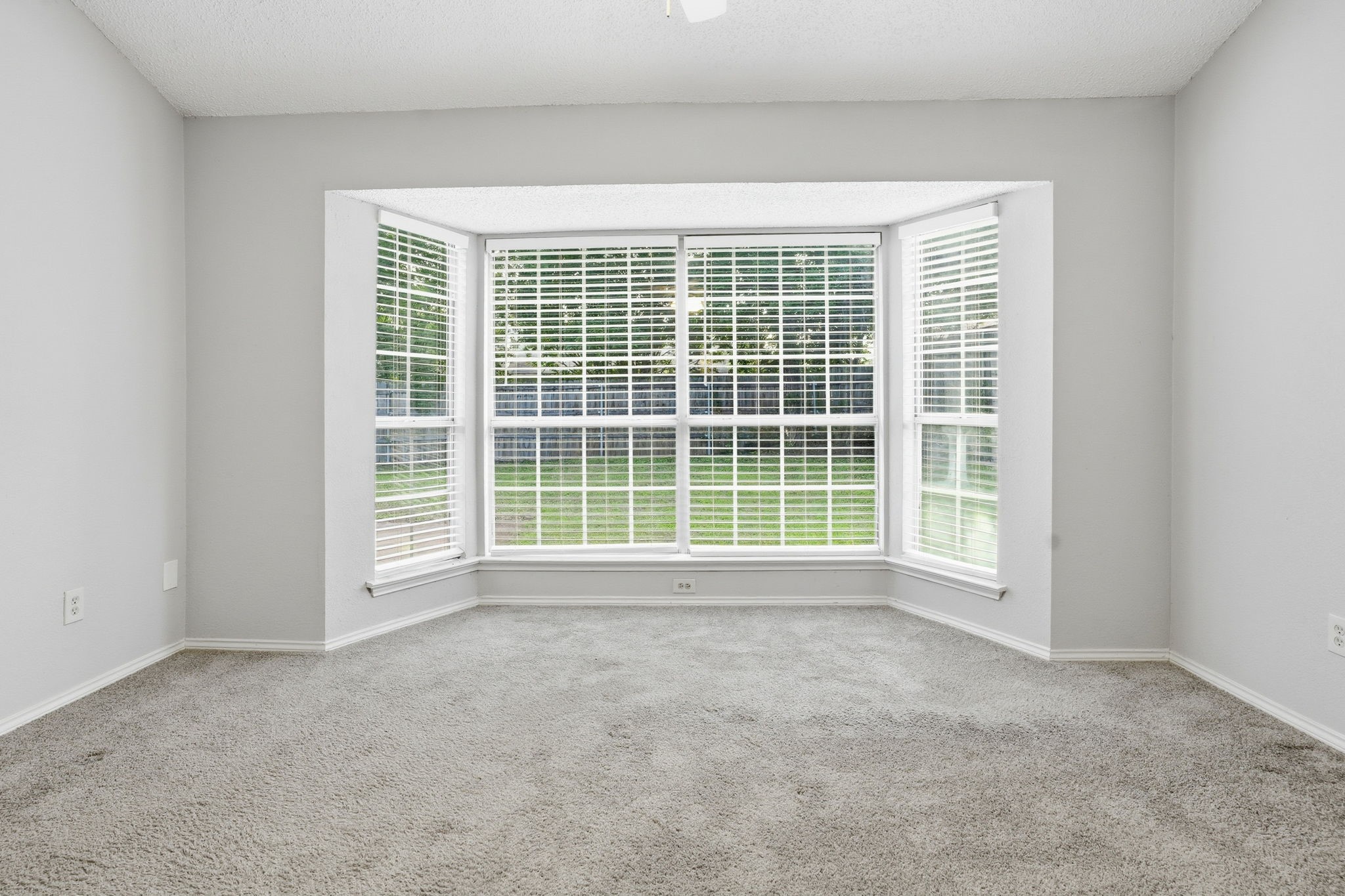 5316 Signal Peak Drive Arlington TX 76017