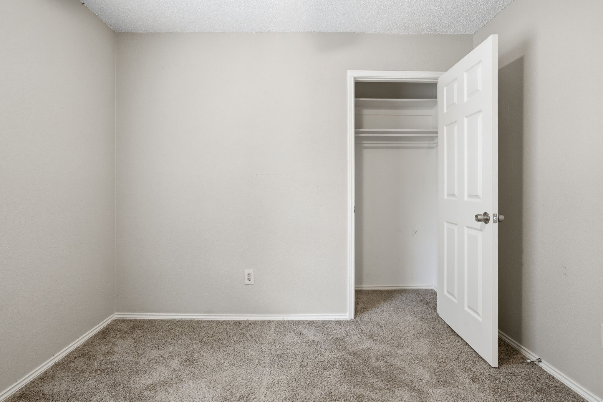 5316 Signal Peak Drive Arlington TX 76017