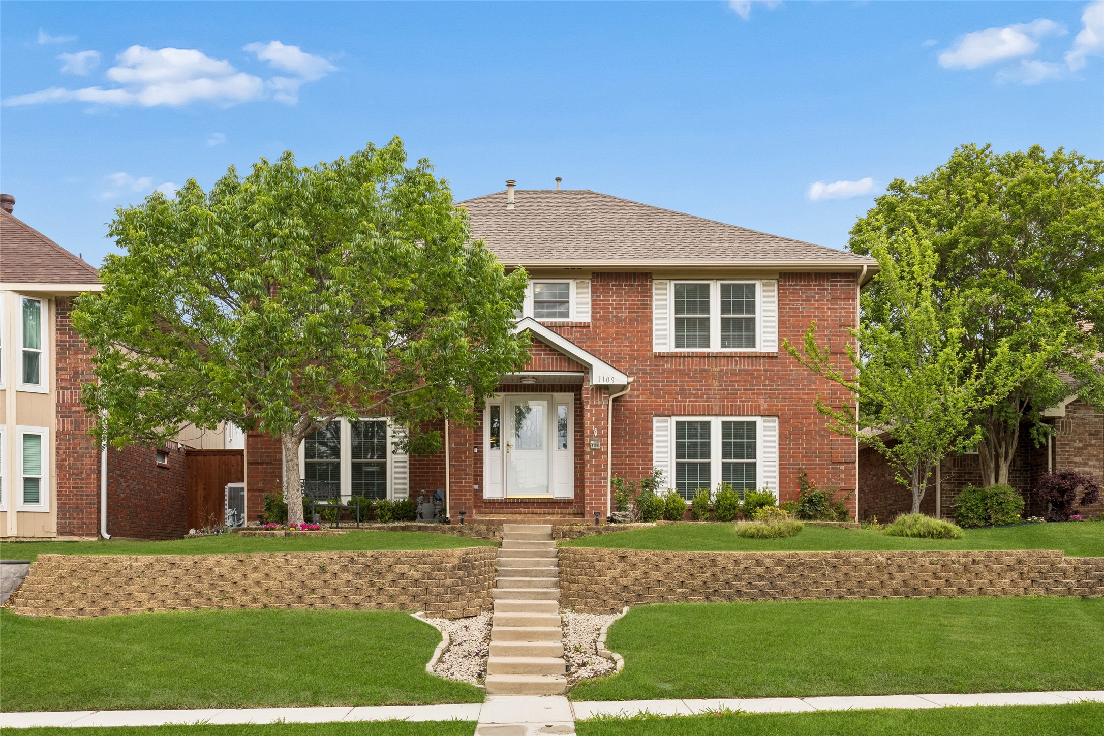 1109 Holly Drive Carrollton TX 75010
