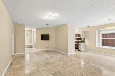 1109 Holly Drive Carrollton TX 75010
