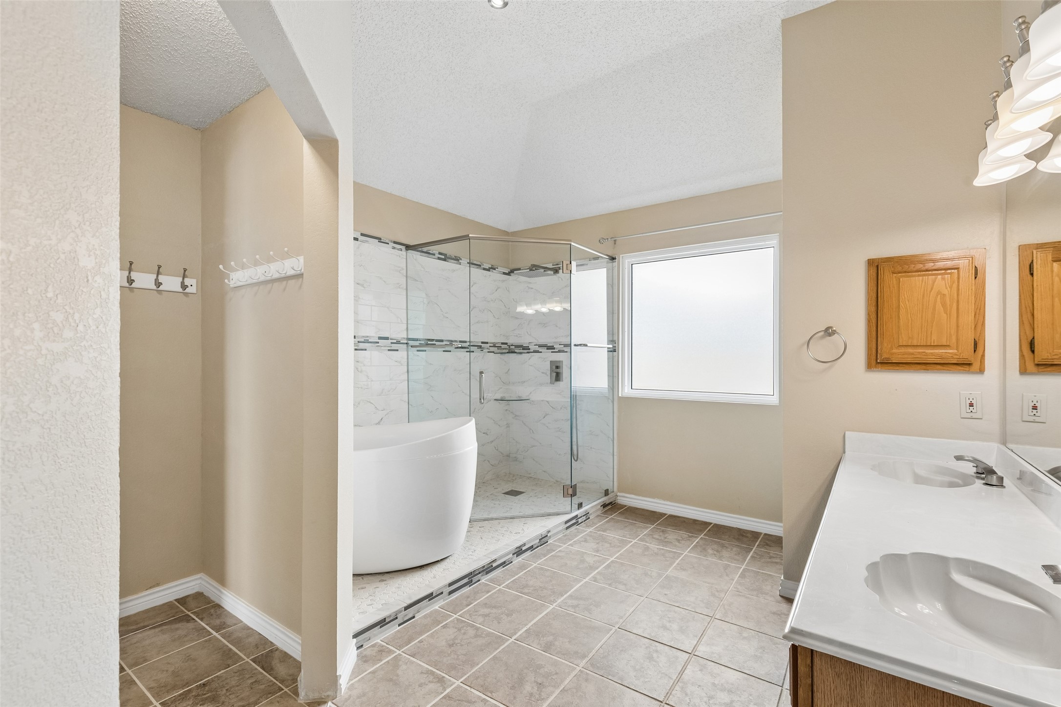 1109 Holly Drive Carrollton TX 75010