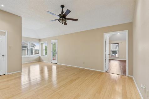 1109 Holly Drive Carrollton TX 75010