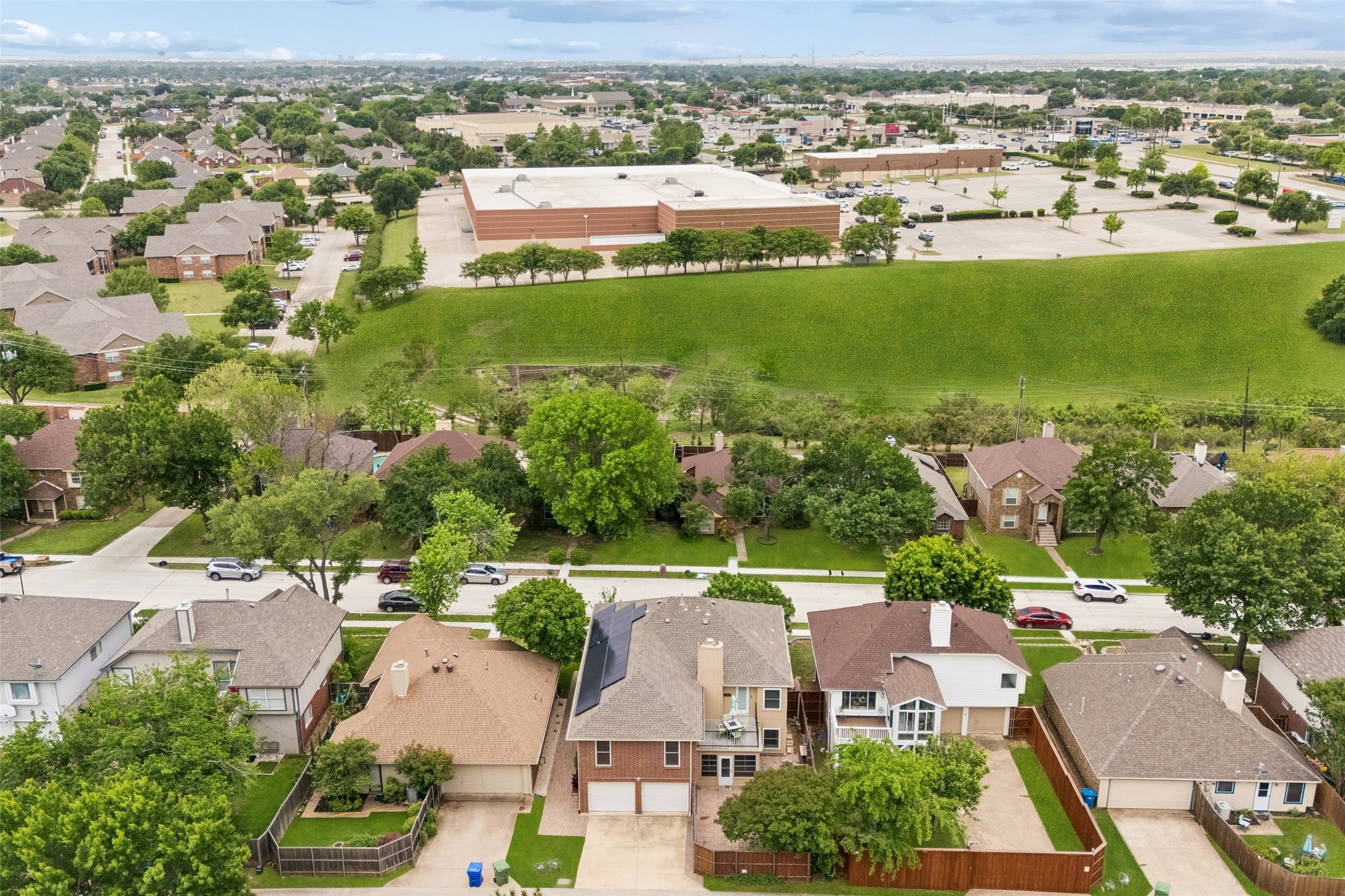 1109 Holly Drive Carrollton TX 75010