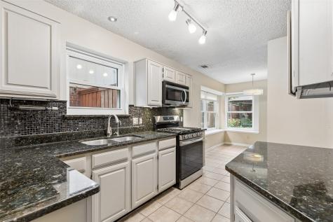 1109 Holly Drive Carrollton TX 75010