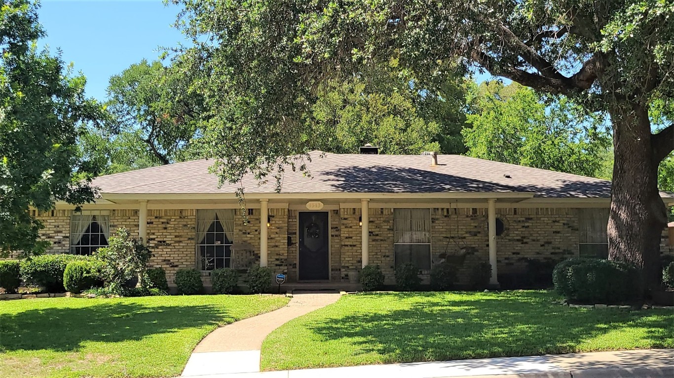 1513 Janwood Drive Plano TX 75075