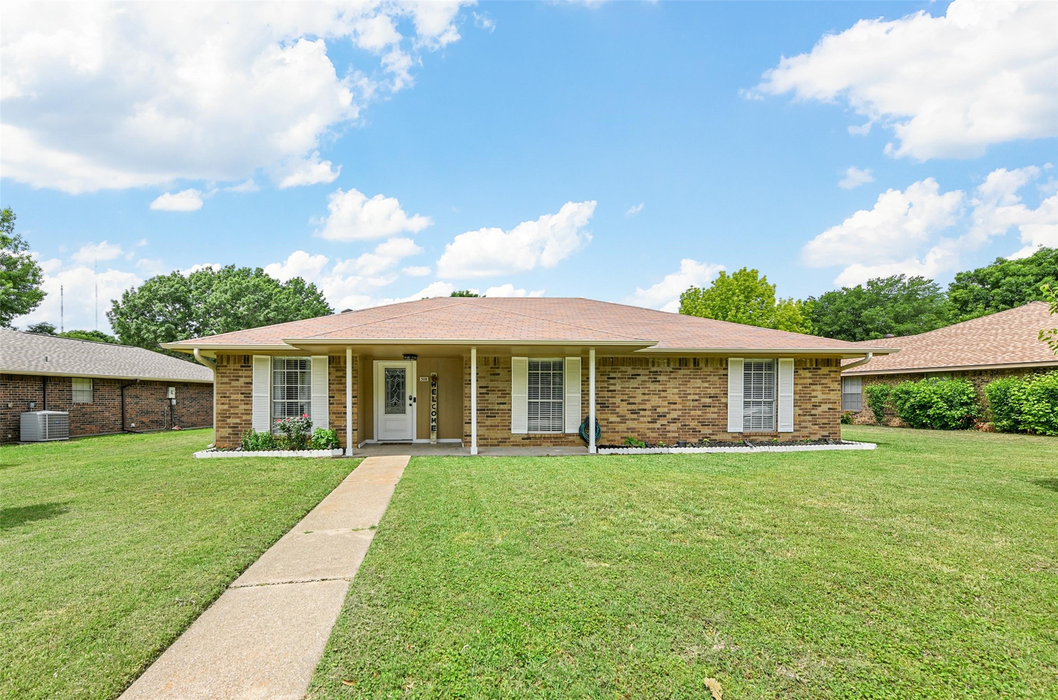 508 Meadow Ridge Drive Cedar Hill TX 75104
