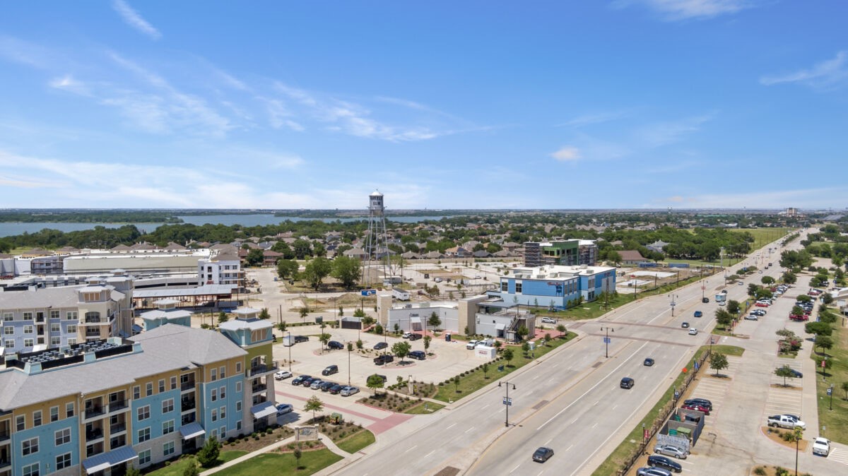1424 Vista Run Lane Oak Point TX 75068