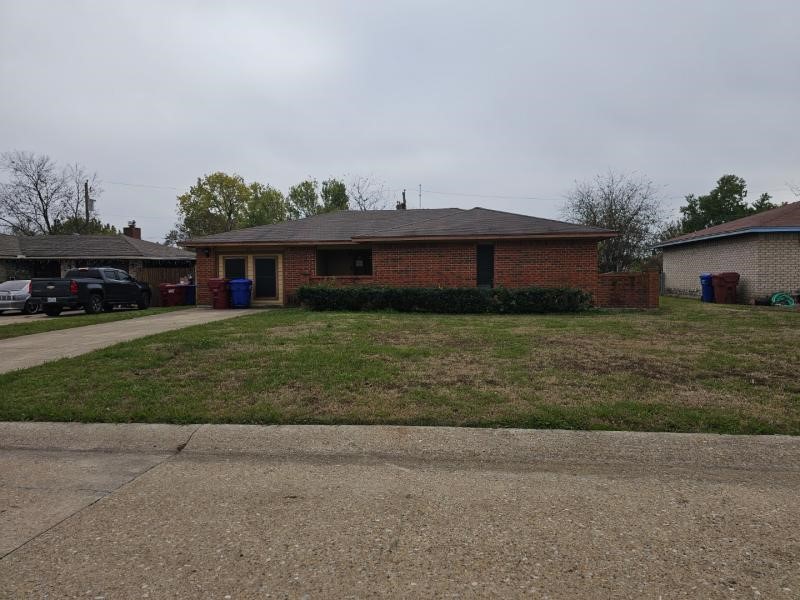 817 Oak Grove Lane Royse City TX 75189