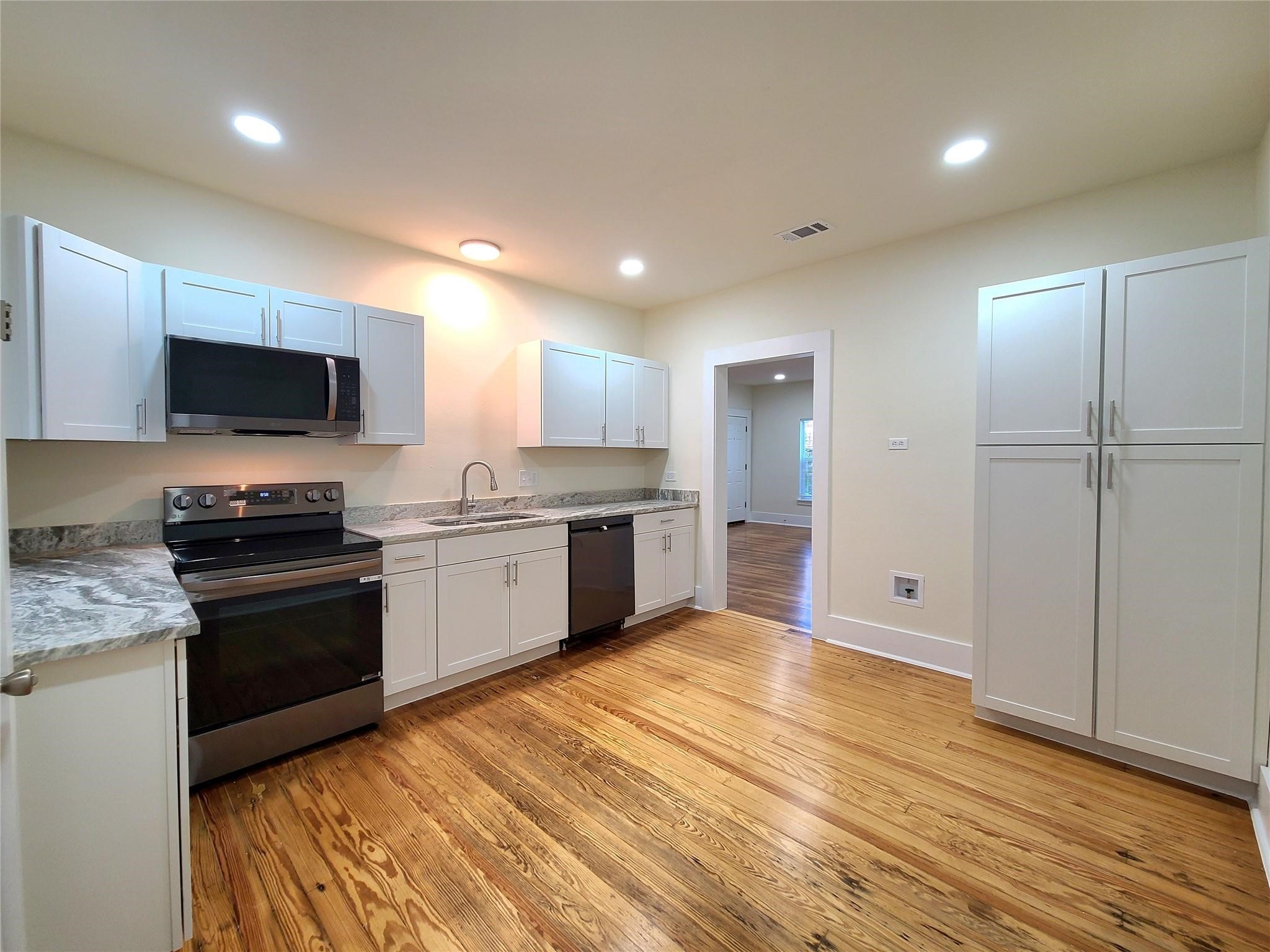 110 W Morton Street Denison TX 75021