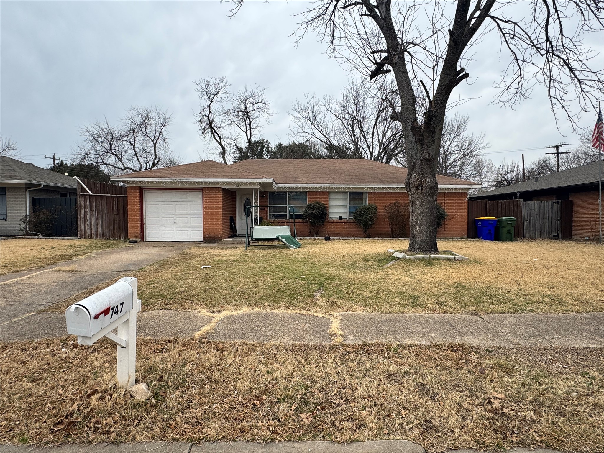 747 High School Drive Seagoville TX 75159